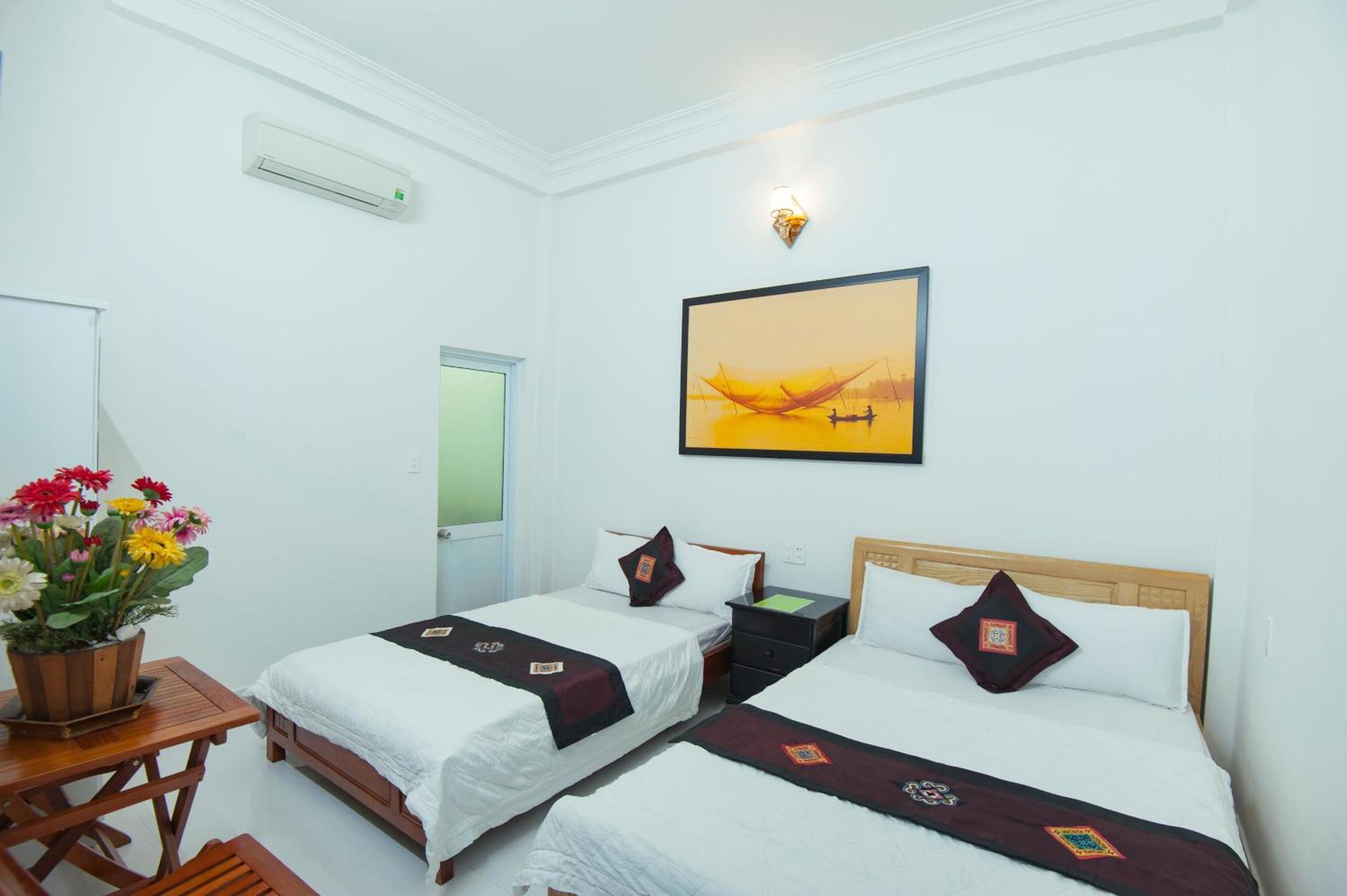 Bong House Homestay 2 Хойан Экстерьер фото