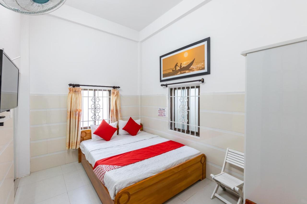 Bong House Homestay 2 Хойан Экстерьер фото