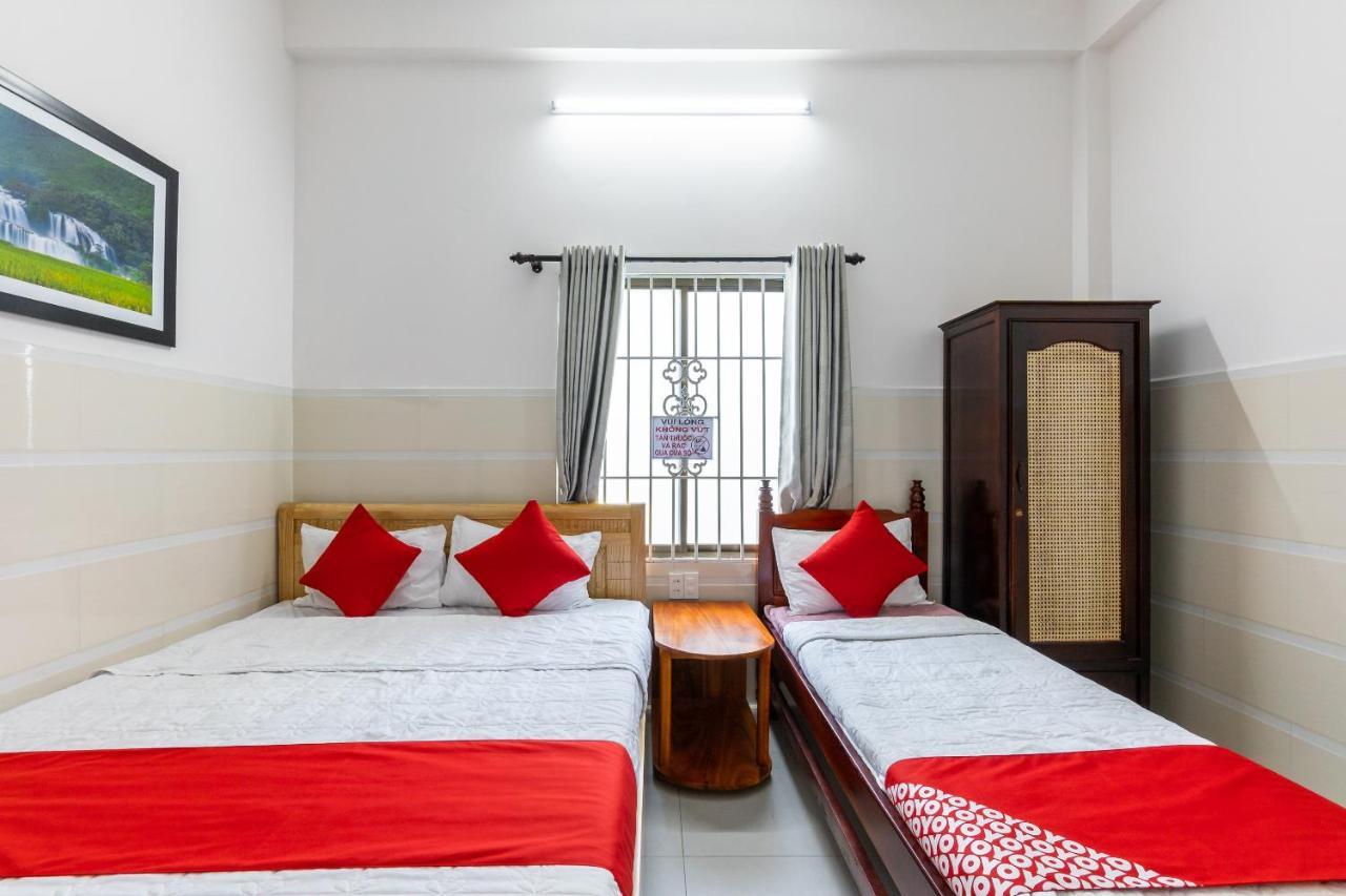 Bong House Homestay 2 Хойан Экстерьер фото