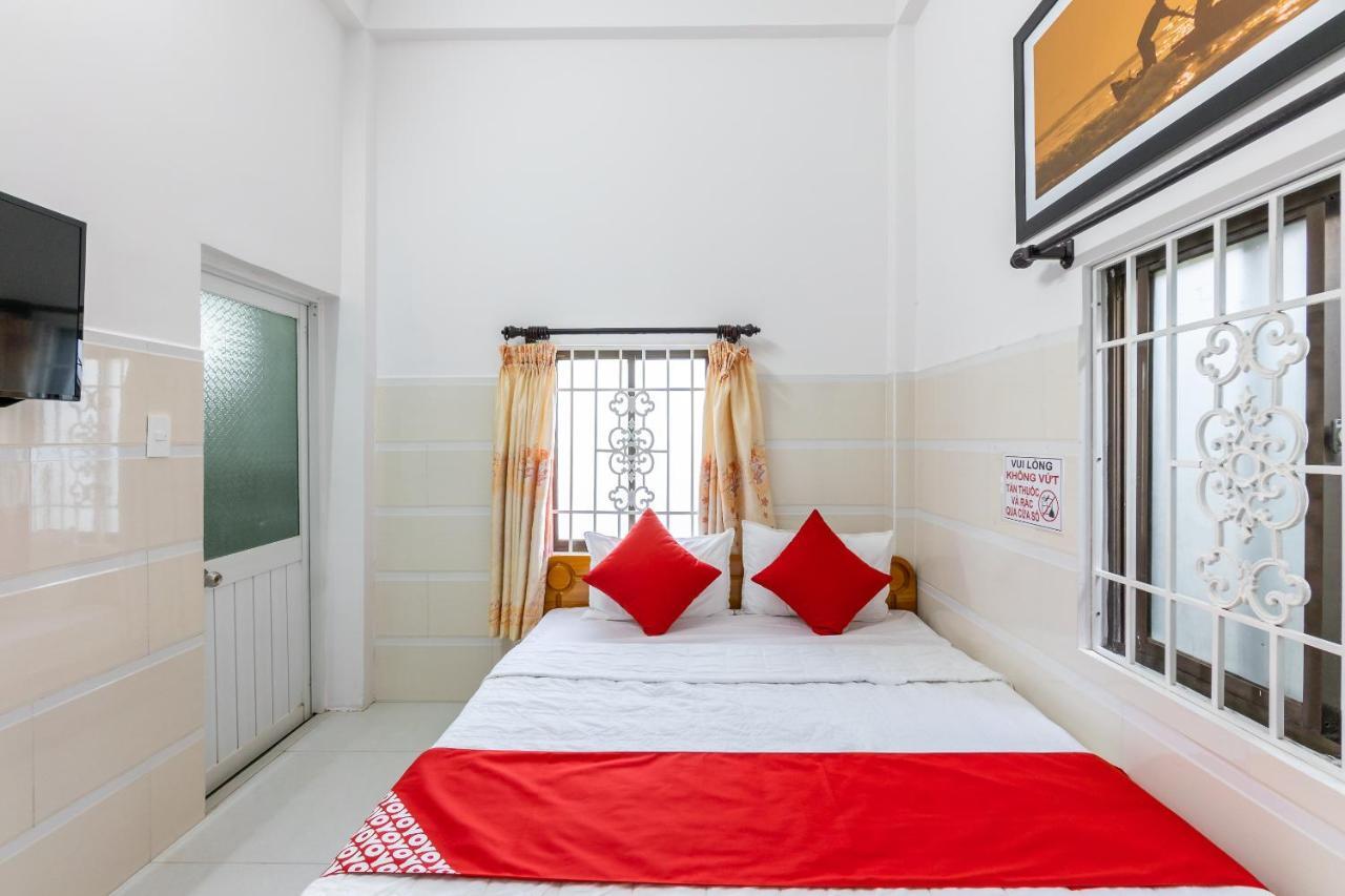Bong House Homestay 2 Хойан Экстерьер фото